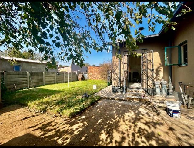3 BEDROOM HOUSE FOR SALE IN VANDERBIJLPARK CW 3